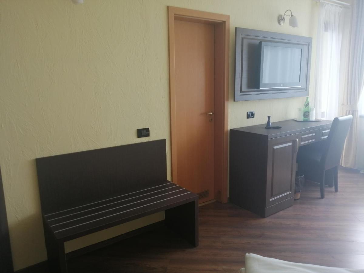 Hotel Piemonte Predeal Exterior foto
