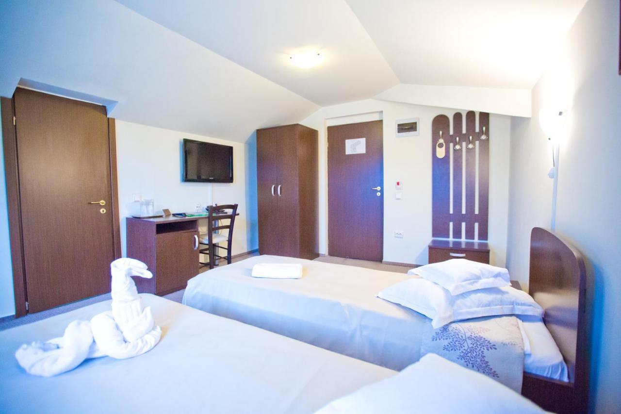Hotel Piemonte Predeal Exterior foto